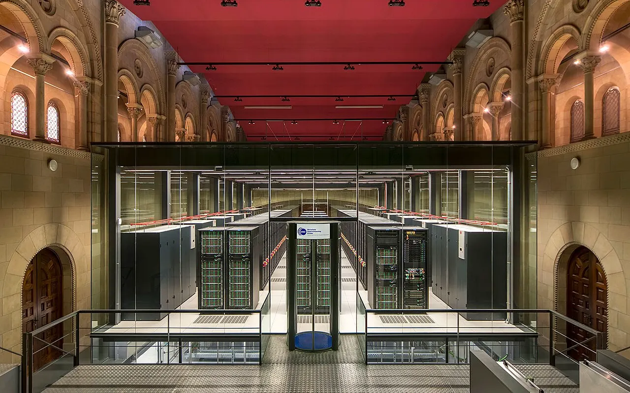 Supercomputador MareNostrum 4 en el Barcelona Supercomputing Center